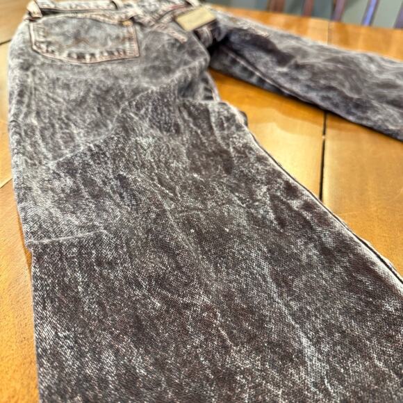 Wrangler Jeans High Rise Raw Hem Red Acid Wash Sz 3 Cowboycore Vintage USA Made - Picture 6 of 16